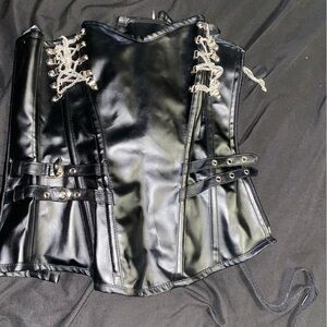 Shein pleather corset looks awesome I’m to big